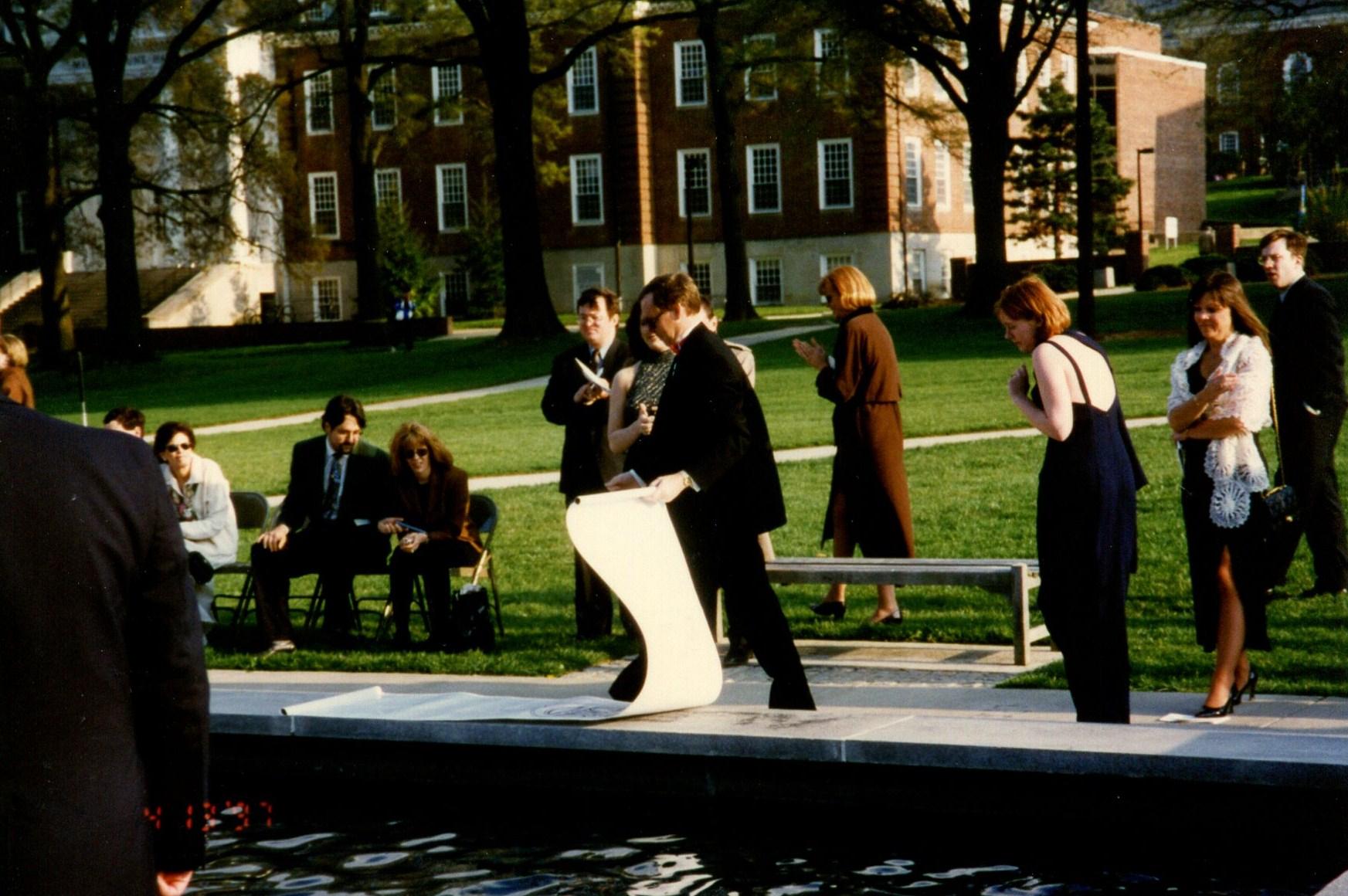 Fountain unveiling from April 1997